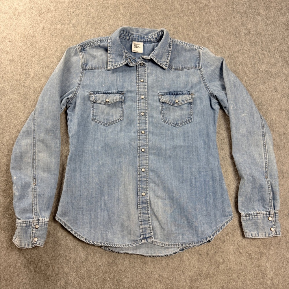 H&M &Denim Western Denim Shirt Women's Size 8 Pearl Snap Button Down Light Wash